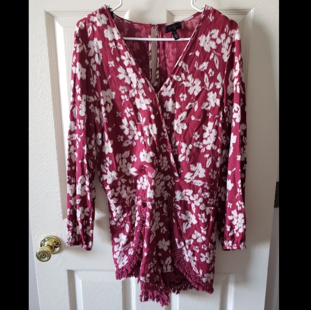 Jessica Simpson long sleeve romper (0726)
